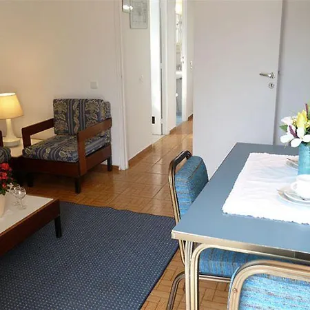 Zina Aparthotel
