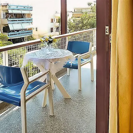 Aparthotel Zina 3*