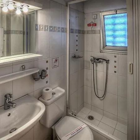 Zina Aparthotel