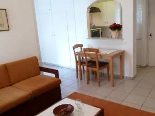 Zina 3* Афины